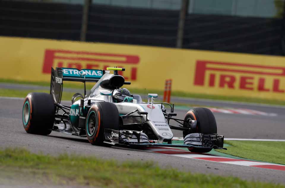 Rosberg dominates Suzuka