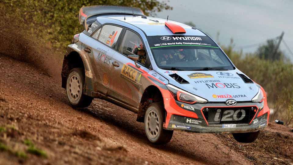 Dani Sordo goes all out