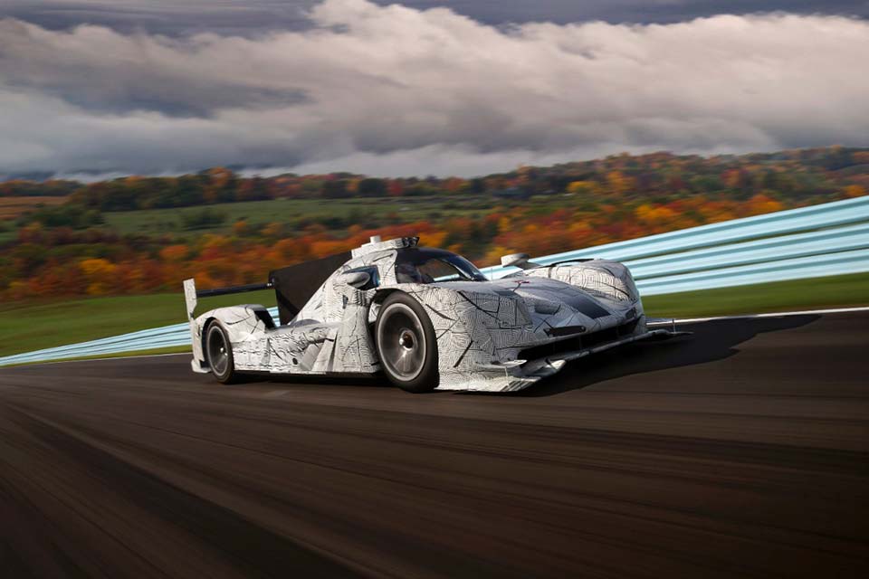 The Cadillac DPi-V.R endurance prototype in action