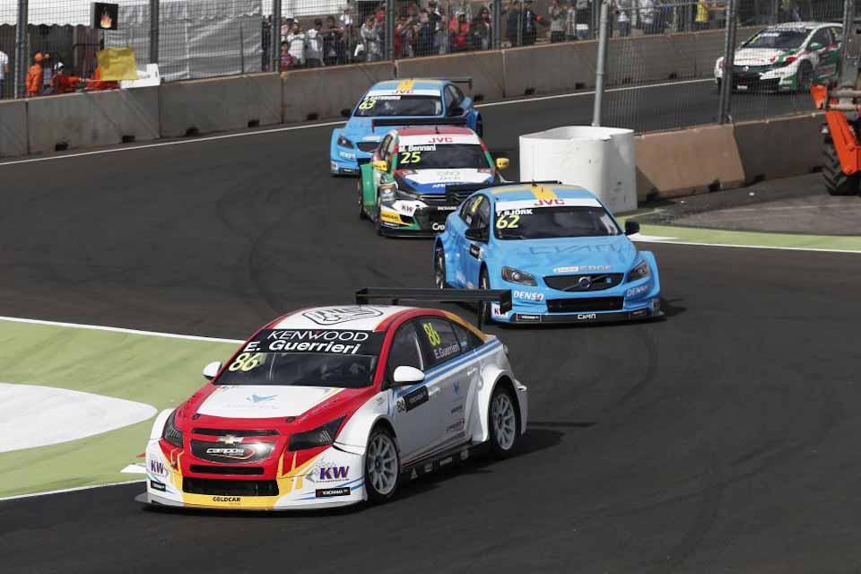 WTCC 2017: Honda starts the new season with 1-2 finish in Morocco