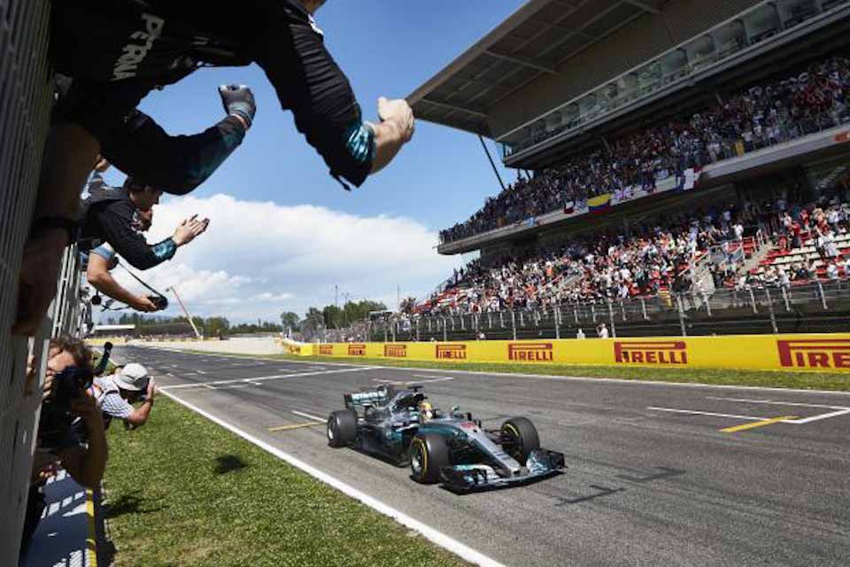 Hamilton takes the win at 2017 Spanish Grand Prix