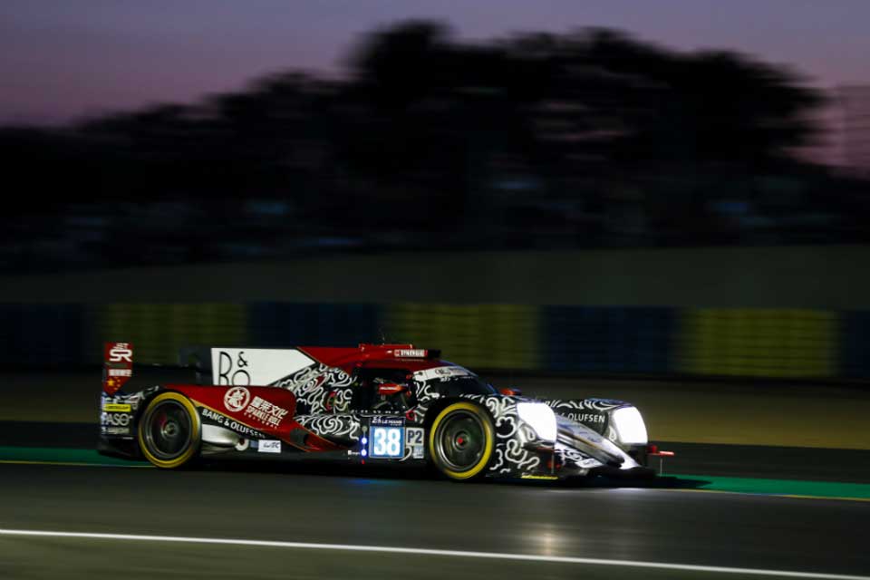Porsche clings on to win 2017 24 Hours of Le Mans