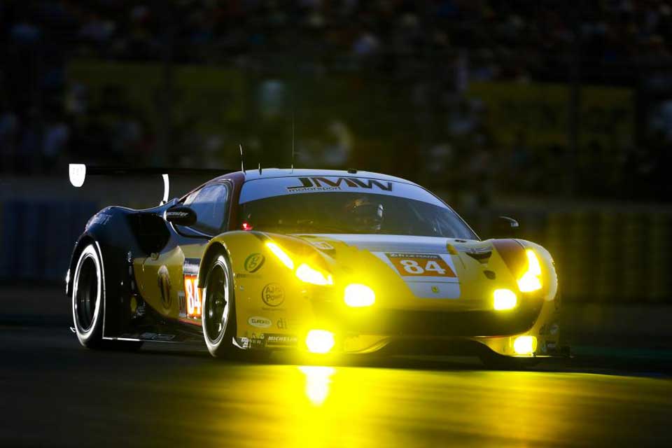 Porsche clings on to win 2017 24 Hours of Le Mans