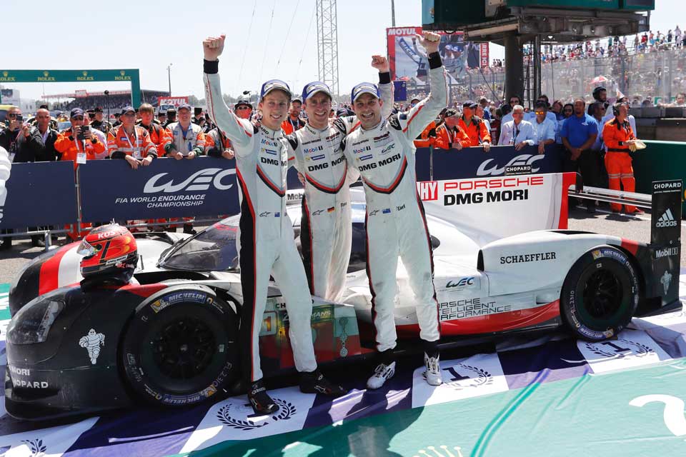 Porsche clings on to win 2017 24 Hours of Le Mans