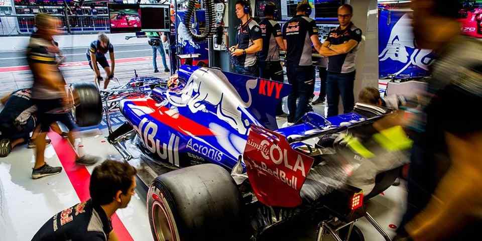 McLaren switches to Renault for 2018 season, Toro Rosso to go Honda