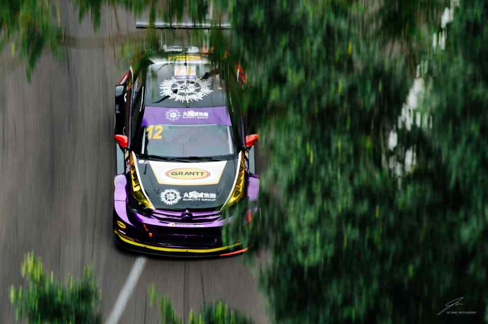 Racing for the Shot: The Life of a Motorsport Photographer (1 of 3)