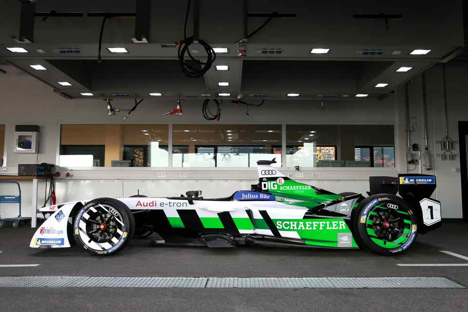 Audi introduces e-tron FE04 as official Formula E challenger