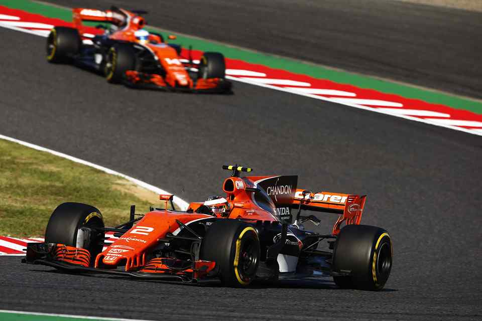 Alonso to continue driving for McLaren Racing until 2018