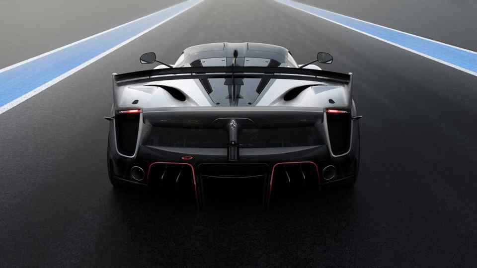 Ferrari reveals extreme FXX K Evo with aerodynamic, carbon fiber upgrade