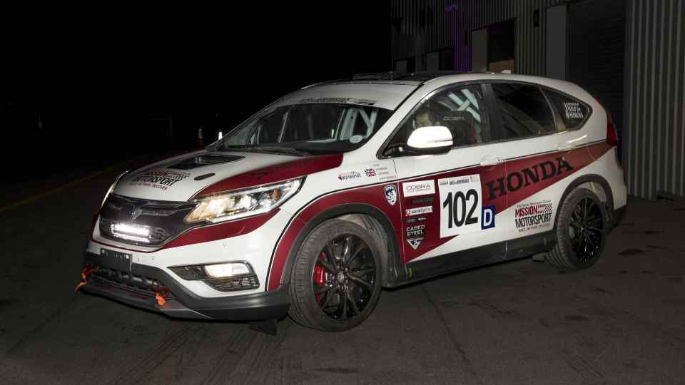 Honda goes racing for charity with a diesel CR-V