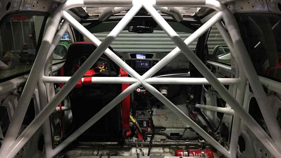Honda goes racing for charity with a diesel CR-V