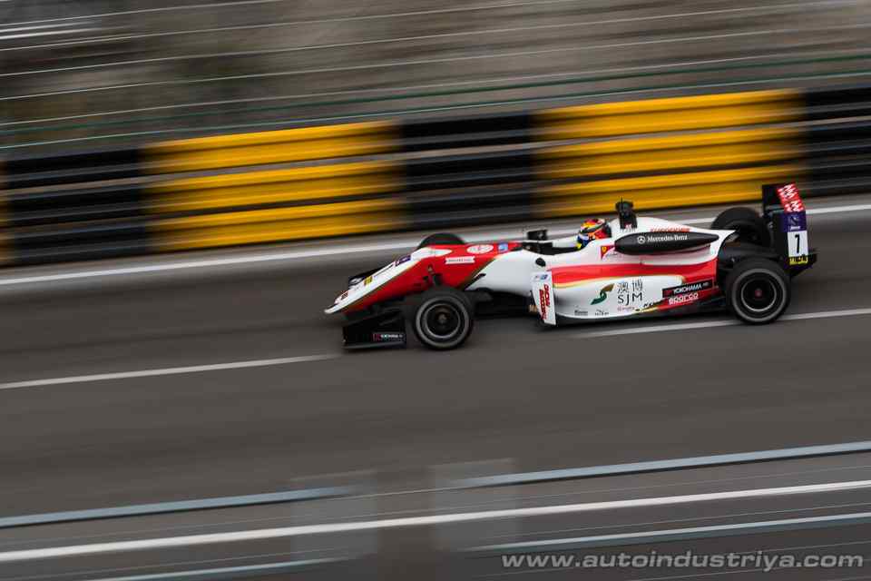 F3: Ticktum takes dramatic win in 2017 Macau Grand Prix