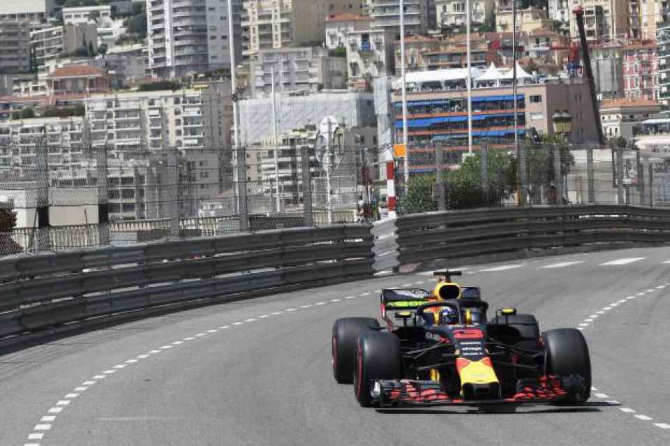 Despite engine issues, Ricciardo perseveres for 2018 Monaco GP win