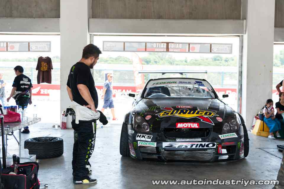 Drifting from the sidelines: The King of Nations experience