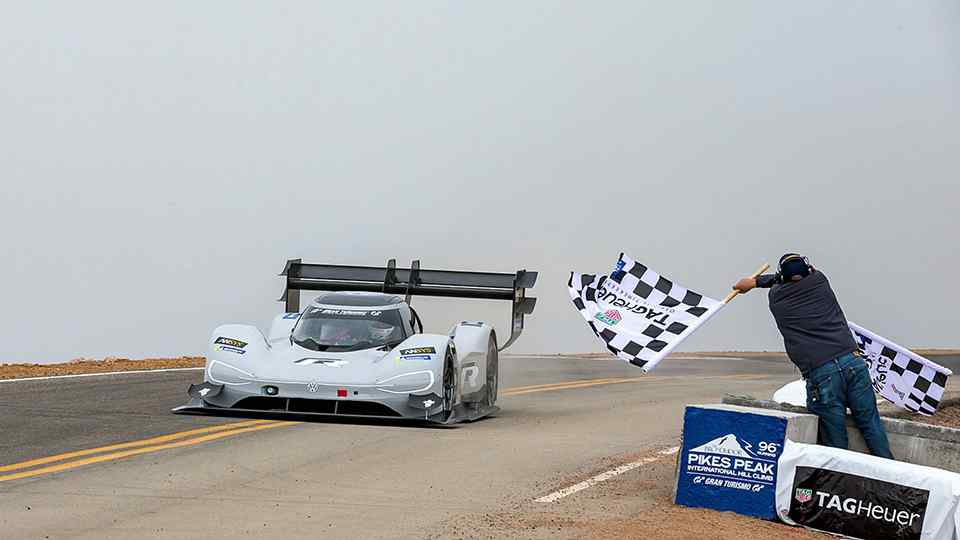 VW I.D. R Pikes Peak Racer aims for Goodwood EV record