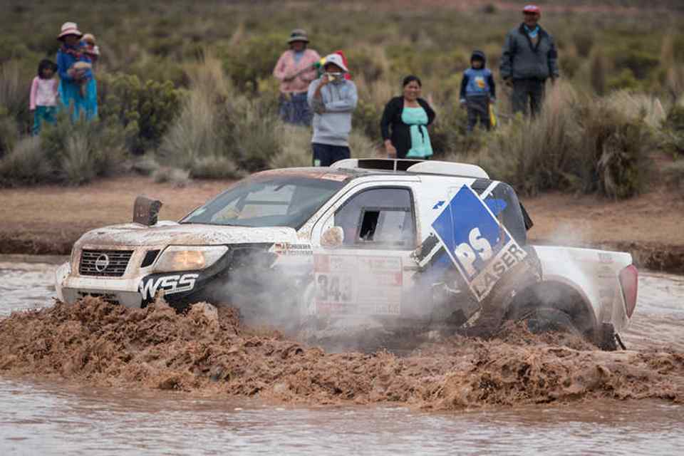 This extreme Nissan Navara is built to take on Dakar Rally