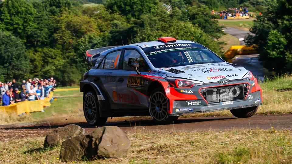 Hyundai wants to win WRC, pays for the best driver