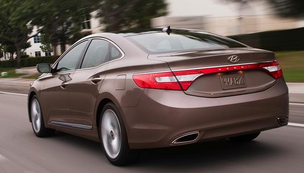 Los Angeles 2011: Hyundai reveals the 2012 Azera Los Angeles 2011: Hyundai reveals the 2012 Azera