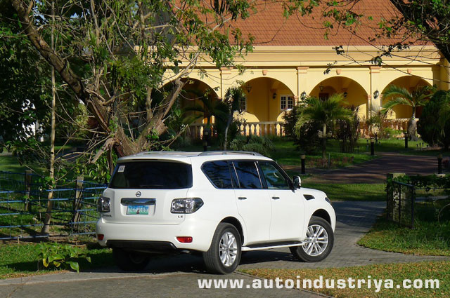 Nissan Patrol Royale rear