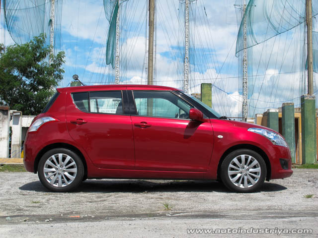 2011 Suzuki Swift Side Exterior shot