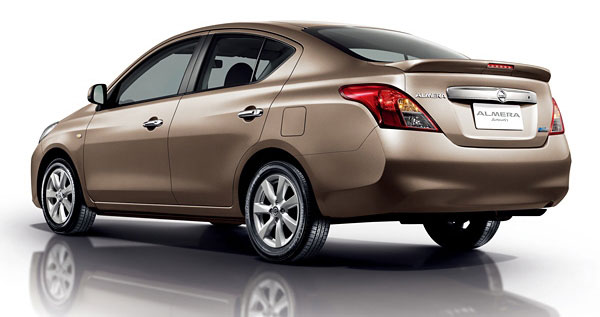 Almera Rear