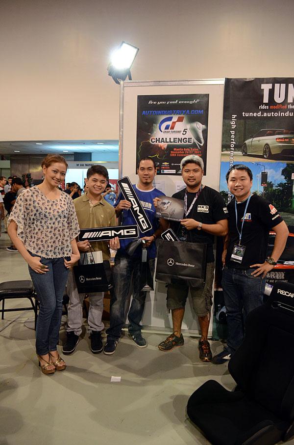 Top three winners with CATS Motors representative Grace Enriquez and AutoIndustriya chief Brent Co