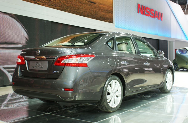 Sentra Rear