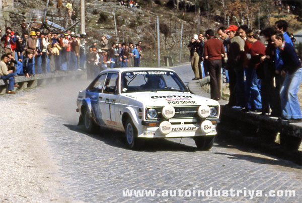 Bjorn Waldegard on his RS1800 in Rally Portugal
