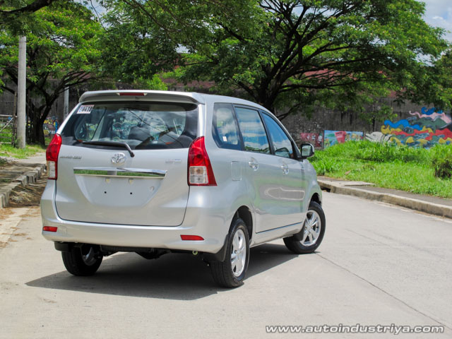 2012 Toyota Avanza 1.5G Dashboard Rear shot