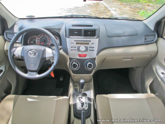 2012 Toyota Avanza 1.5G Dashboard