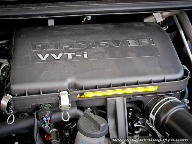 2012 Toyota Avanza 1.5G Engine shot