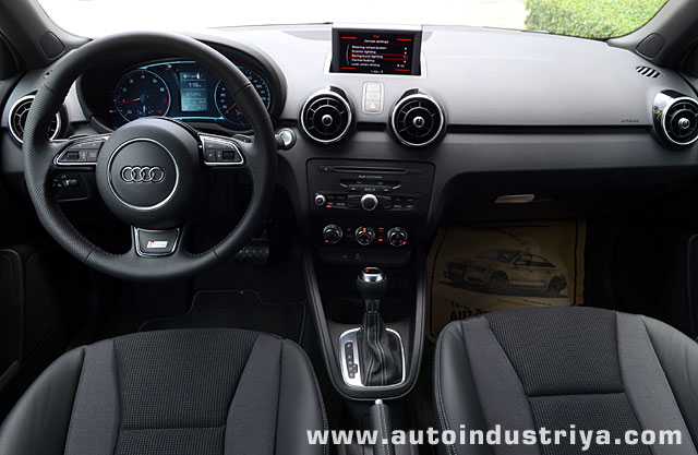 S line interior package