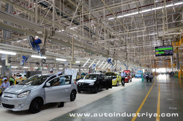 Assembly line at MMTh