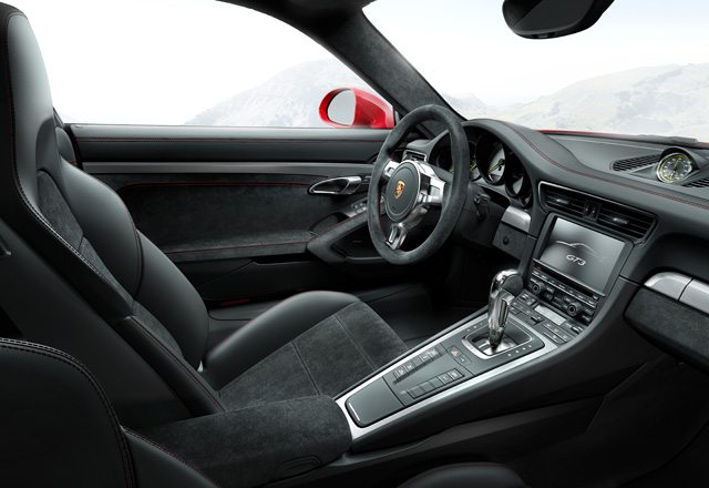 911 GT3 interior