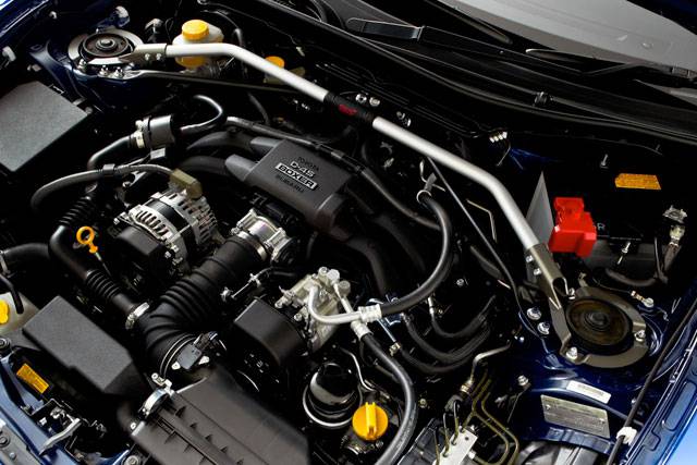 Engine bay Subaru BRZ S