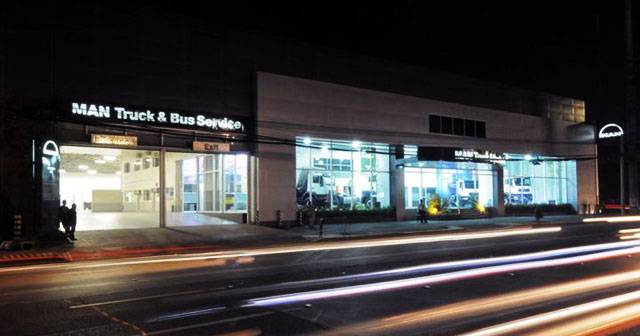 MAN showroom