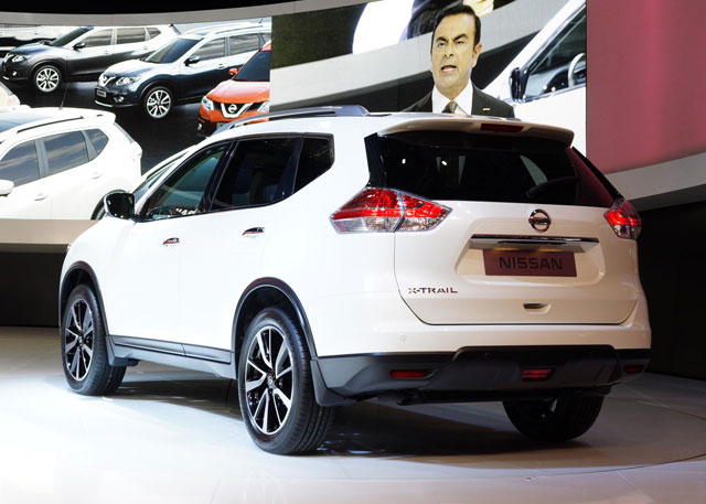 Nissan X-trail rear quarter