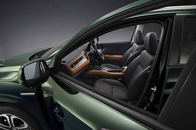 Honda VEZEL interior