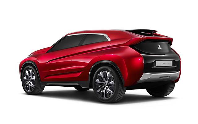 Mitsubishi XR-PHEV concept rear