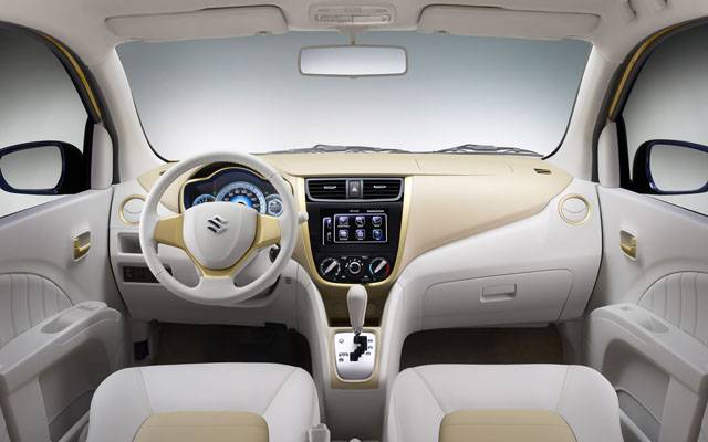 Suzuki A:Wind interior