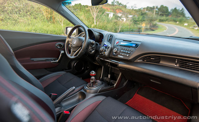Honda CR-Z Mugen interior