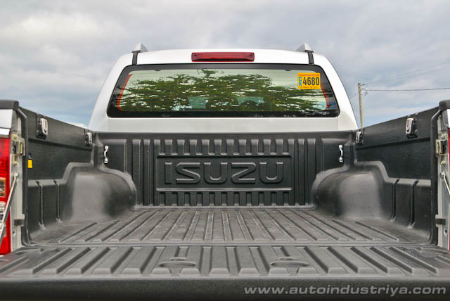 D-Max bed