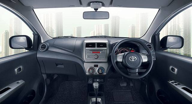 Toyota Wigo interior