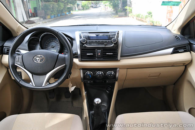 Toyota Vios 1.5G interior