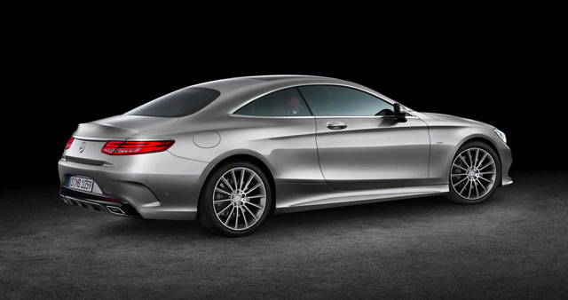 The rear of the S-Class Coupe is equipped with LED lamps
