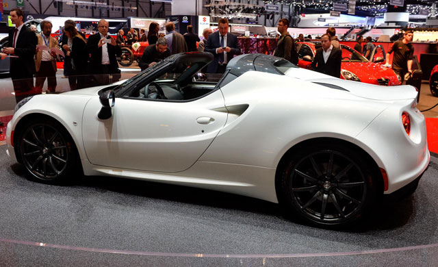 Alfa Romeo 4C Spider