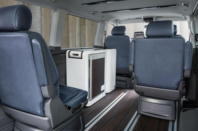 The interior of the Volkswagen Multivan Alltrack equipped with a cooling box