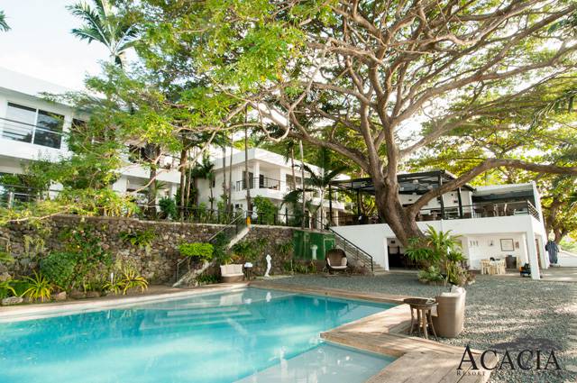 Acacia Resort + Dive Center