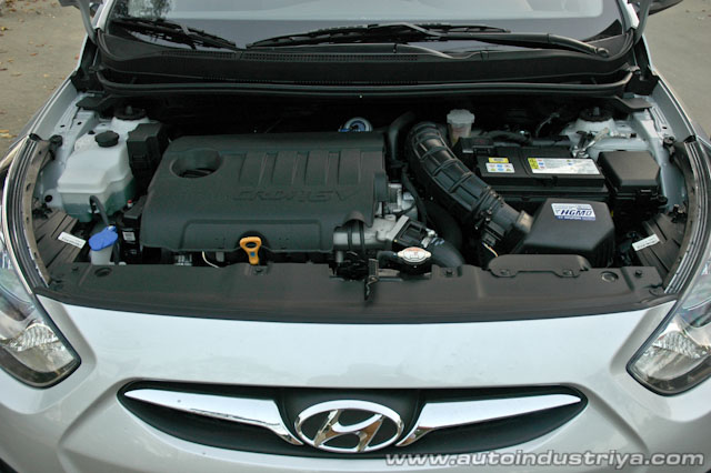 Hyundai Accent Sedan CRDI engine