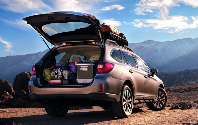 The rear of the 2015 Subaru Outback